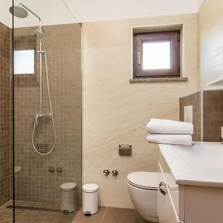 Vakantiehuis In Croatia Near The Coast Pula