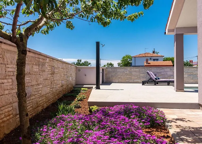 Ferienhaus In Croatia Near The Coast Pula