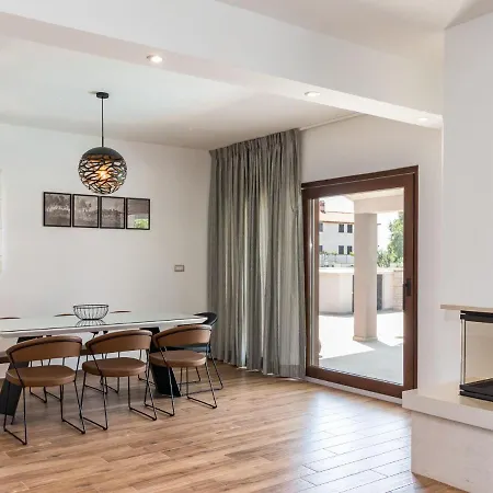 Будинок відпочинку In Croatia Near The Coast